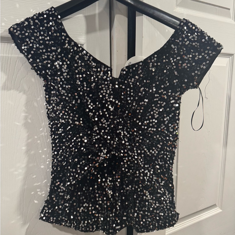 Stretchy Sequin Black Top